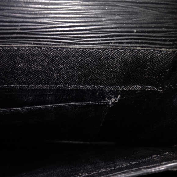 Louis Vuitton black epi briefcase - Picture 8 of 9